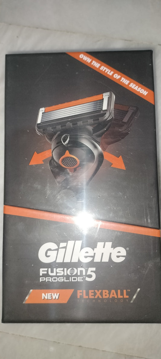 Gillette fusion 5 Proglide, 1 razor 4 cartridges