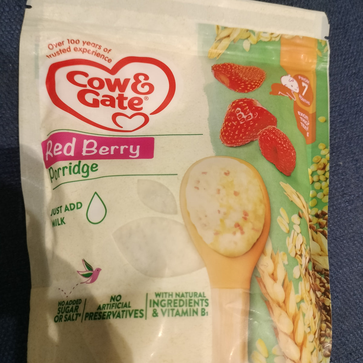 Cow and gate Red berry porridge 200g, 7 months+