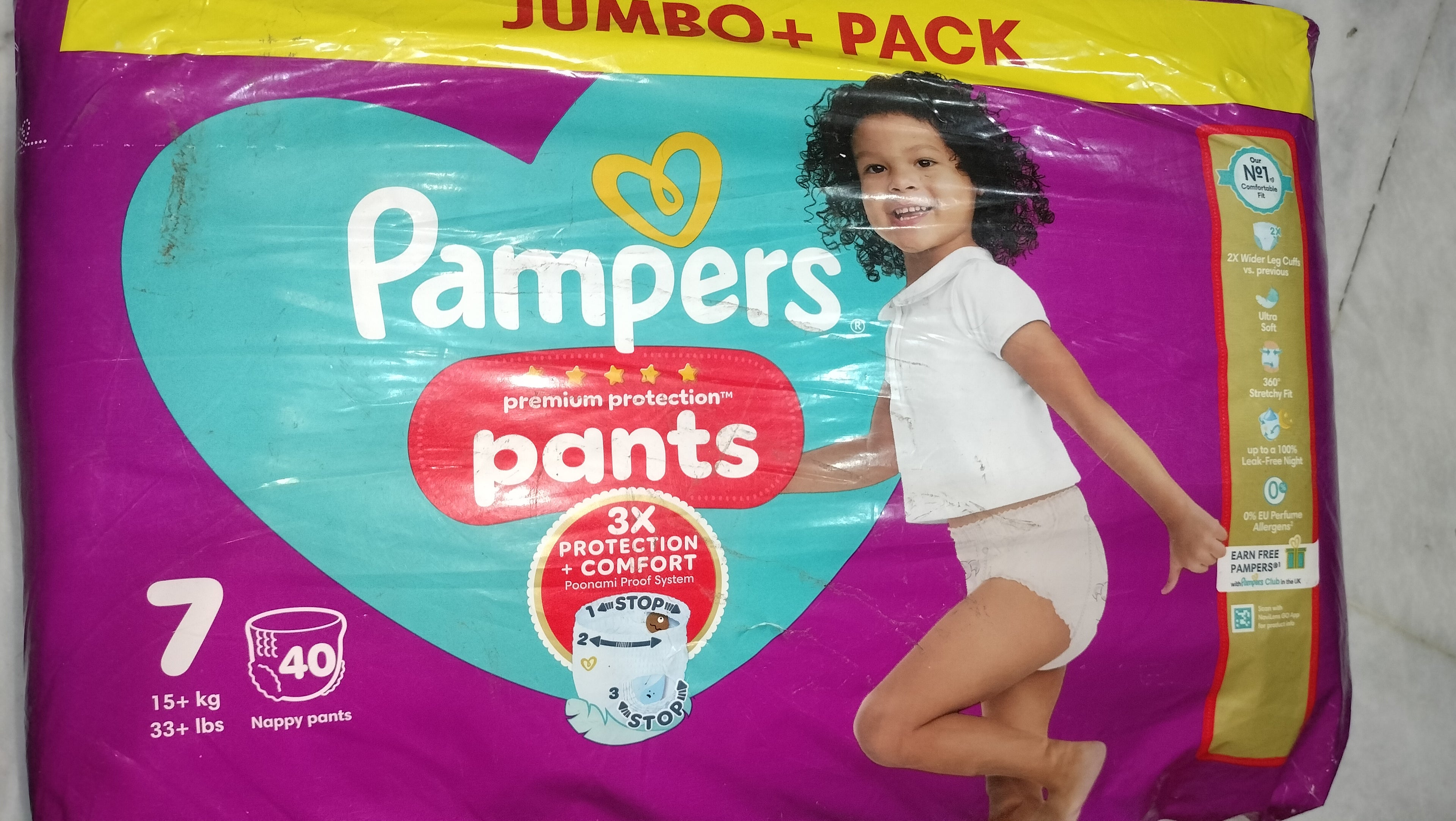 Pampers premium protection pants size 7, 40pcs, 15kg+
